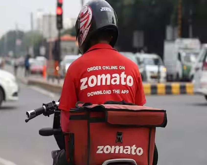 Zomato hikes platform fee on food delivery to Rs 10 during festive season