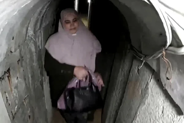 Video: Yahya Sinwar's Wife Spotted With 26-Lakh Hermes Bag In Gaza Tunnel