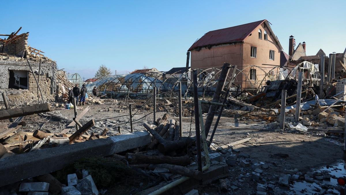 Russian airstrike in Sumy kills 8, injures dozens