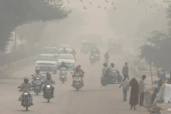 Delhi's air quality index was in the 'Severe' category, breaching the 400 mark.